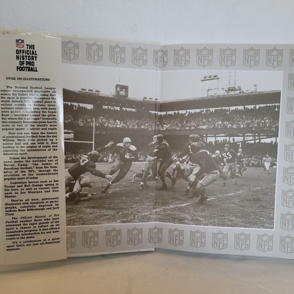 NFL Official History of Pro Football Vintage Book 1990 - Picture 2 of 7